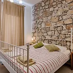 Salakos Villas *