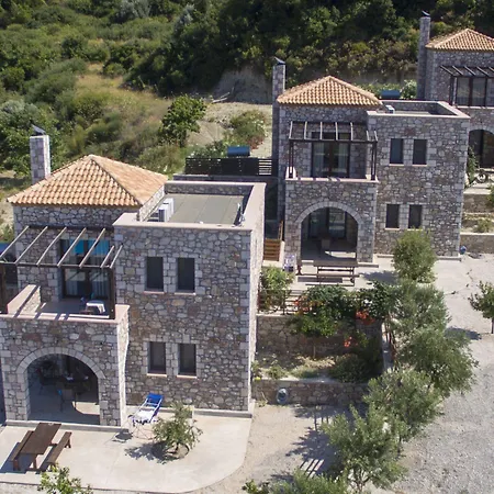Salakos Villas *