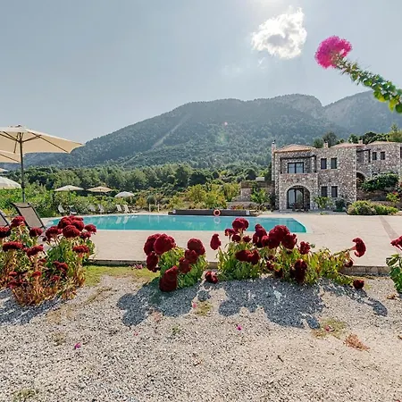 Salakos Villas *