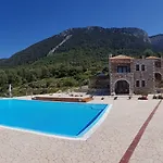 Villa Salakos Villas *
