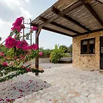 Salakos Villas *