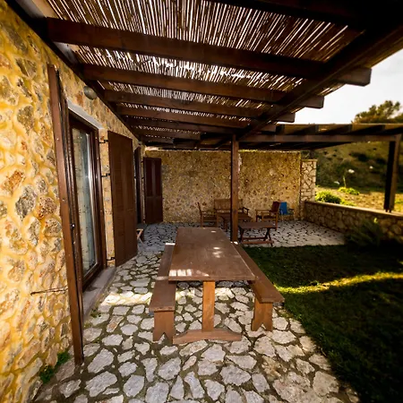 Salakos Villas *