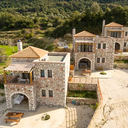 Salakos Villas *