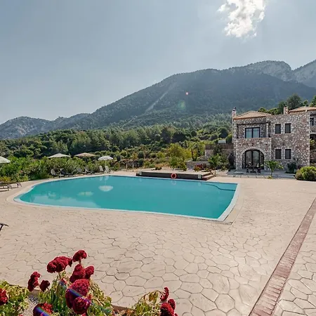 Villa Salakos Villas
