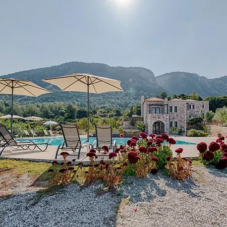 Salakos Villas *