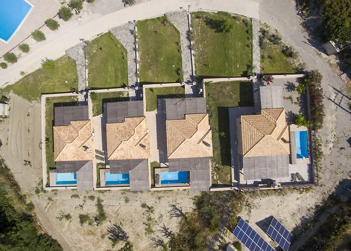 Salakos Villas فيلة