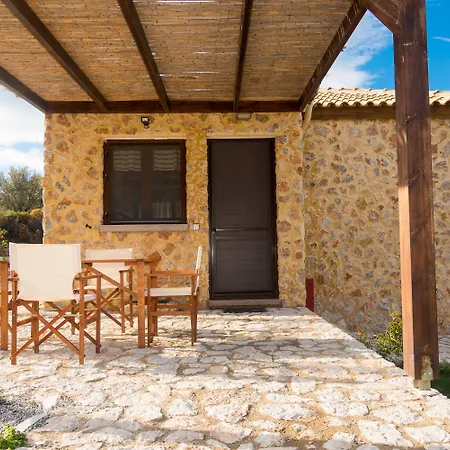 فيلة Salakos Villas