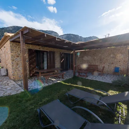 Salakos Villas فيلة *