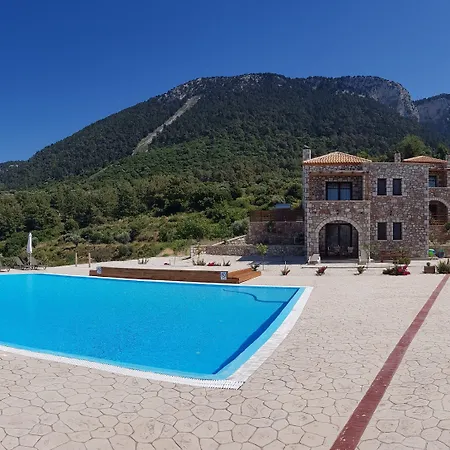 فيلة Salakos Villas *
