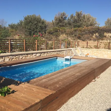 فيلة Salakos Villas