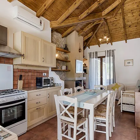 Salakos Villas فيلة *