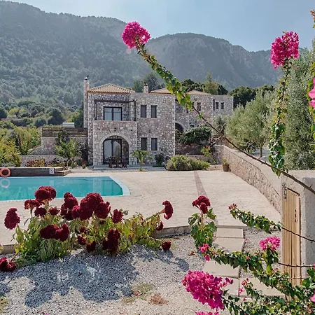 Salakos Villas
